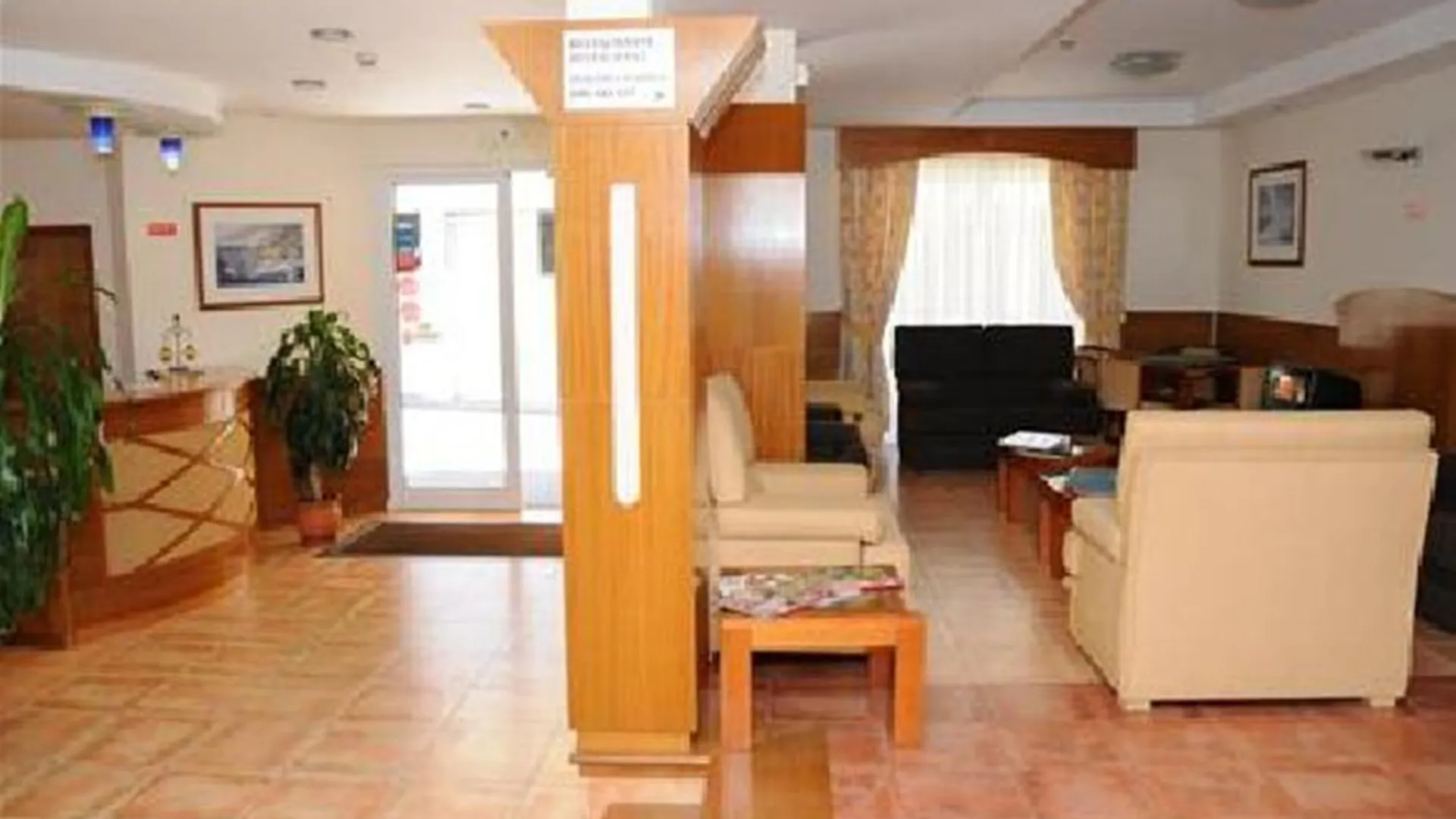 Hotel Salgueiro Porto Moniz
